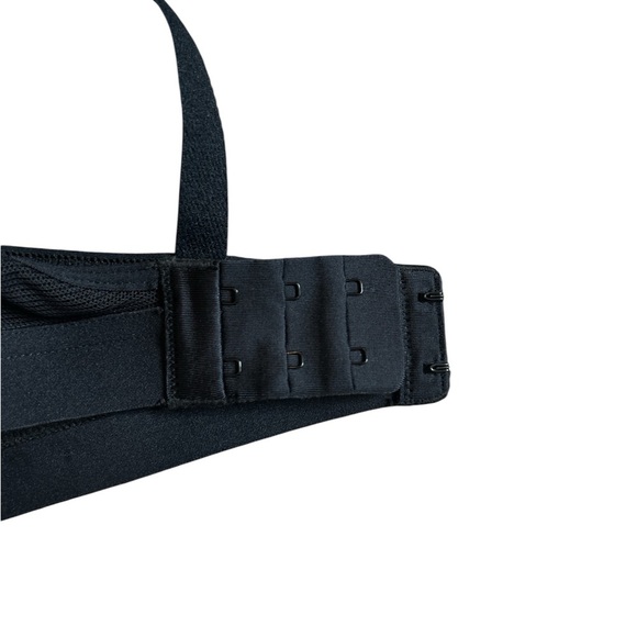 Lively Black Deep V No-Wire Bra 38 C - Picture 3 of 9